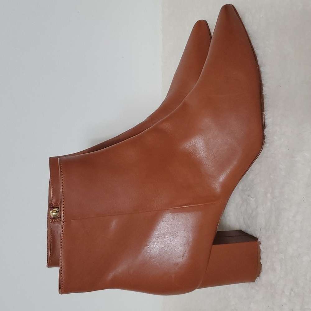 L'AGENCE Women's Leather Block Heel Pointed Toe Bootie, Caramel, Size 42 (US 12)